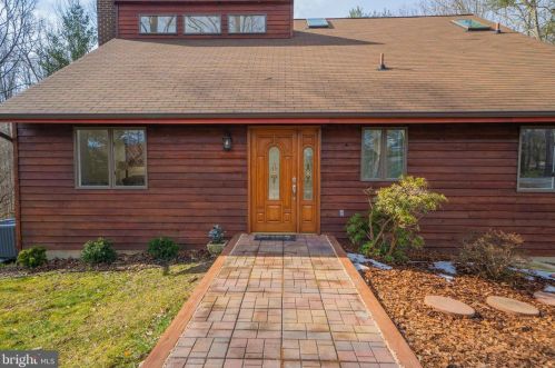 6251 Stephen Reid Rd, Huntingtown MD 20639-8942 exterior