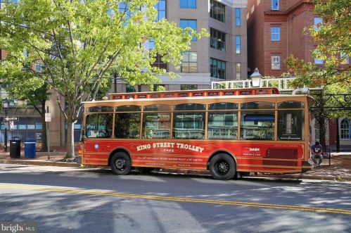 321 Fayette St, Alexandria VA 22314-2434 exterior