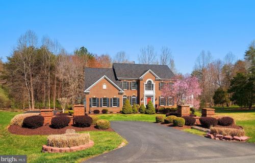 14013 Gorky Dr, Rockville, MD 20854-6021