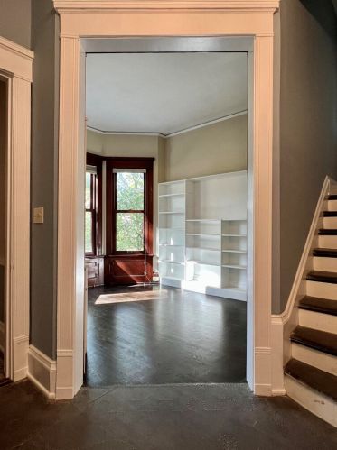 2834 Prospect Ave, Milwaukee WI  53211-3770 exterior