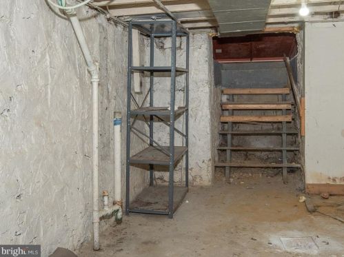 824 Chestnut St, Lancaster PA  17602-3128 exterior