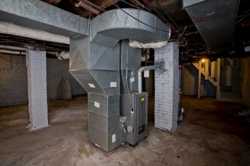 61 Euclid Ave, Springfield MA 01108-1725 exterior