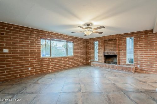 5616 Lee St, Tucson AZ  85712-4208 exterior