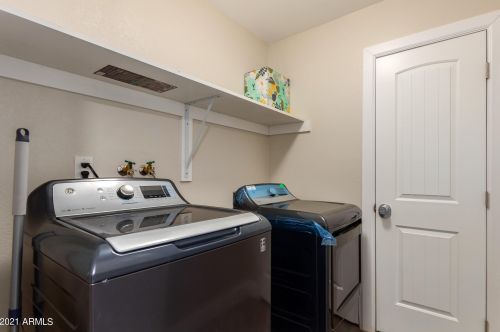 8007 7th Ave, Phoenix AZ  85021-5613 exterior