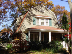 51 Fisher Ave, Newton, MA 02461-1142