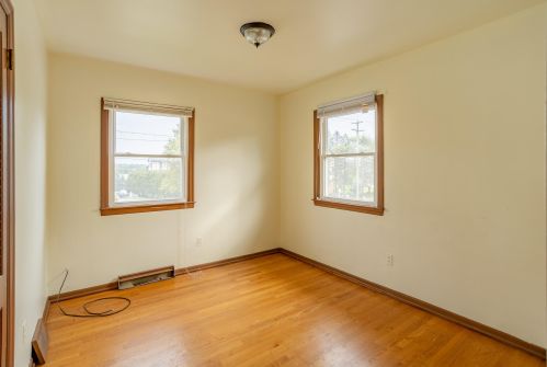 1860 Boston St, Grand Rapids MI 49506-4459 exterior