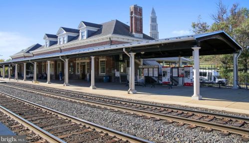 321 Fayette St, Alexandria VA 22314-2434 exterior