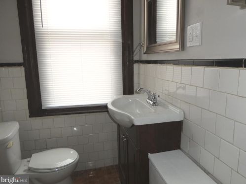 164 61st St, Philadelphia PA  19139-3042 exterior