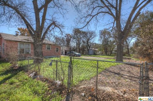 714 Division Ave, San Antonio TX 78225-2500 exterior