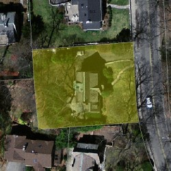 521 Chestnut St, Newton MA 02468-1205 aerial view