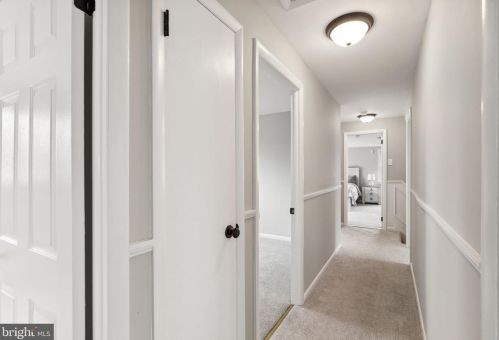 114 Woodview Ln, Riverton NJ  08077-3218 exterior