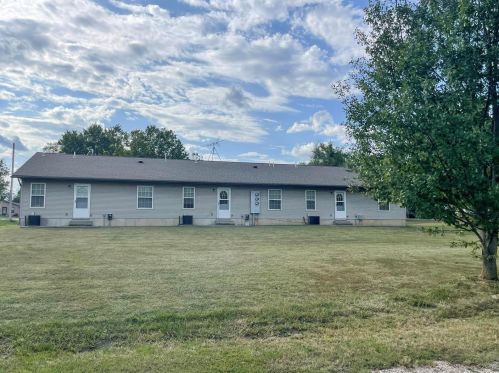 420 Mansion St, Spring Bluff, MO 63080-1520