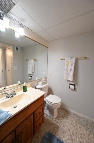 713 Frst Grn Dr, Moon Twp PA 15108-2763 exterior