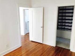 3309 Motor Ave, Los Angeles CA  90034-3761 exterior