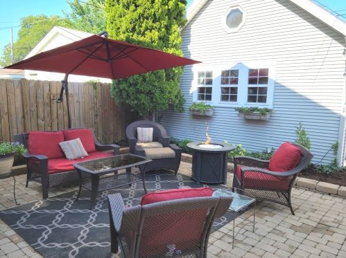 4535 Kedvale Ave, Chicago IL 60629-5750 exterior