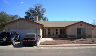 5883 Blucher Dr, Tucson AZ  85746-3304 exterior