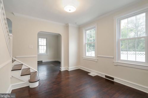 403 Howard St, Riverton NJ 08077-1328 exterior