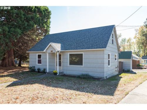 9300 Center St, Portland, OR 97266-2761