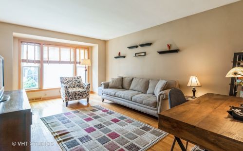 6228 Huntington St, Chicago, IL 60646-3717