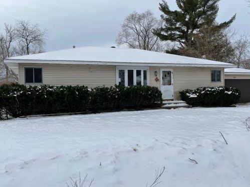 7019 Seminole Dr, Bull Valley, IL 60097-8305