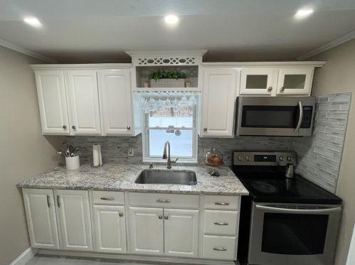 17 Garibaldi St, Springfield MA 01119-1033 exterior