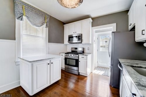 31 Niles Ave, Madison NJ  07940-2340 exterior