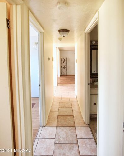 8116 Beverly St, Tucson AZ 85710-5930 exterior