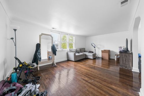 6149 Giddings St, Chicago IL 60630-2931 exterior