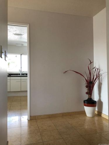 1608 Miller St, Honolulu HI 96813-1870 exterior