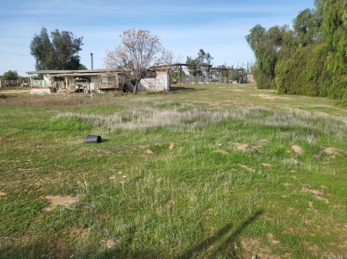21450 Garfield Rd, Perris, CA 92570-9641