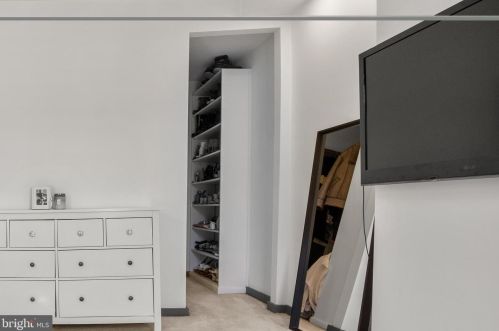 4043 Boone St, Philadelphia PA  19127-1704 exterior