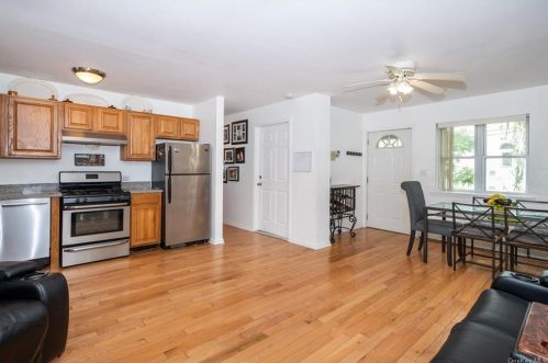 106 Carroll St, Bronx NY  10464-1459 exterior