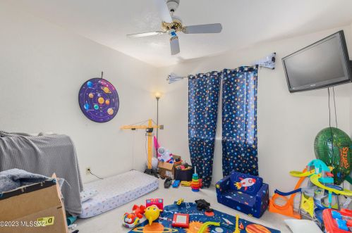 3044 Country Meadow Dr, Tucson AZ  85742-4855 exterior