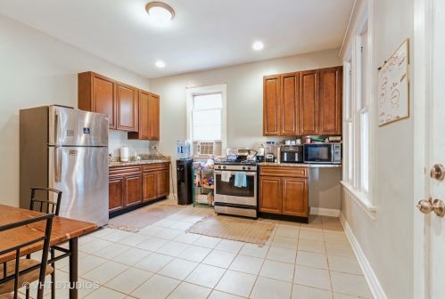 1632 Tripp Ave, Chicago IL 60639-4833 exterior