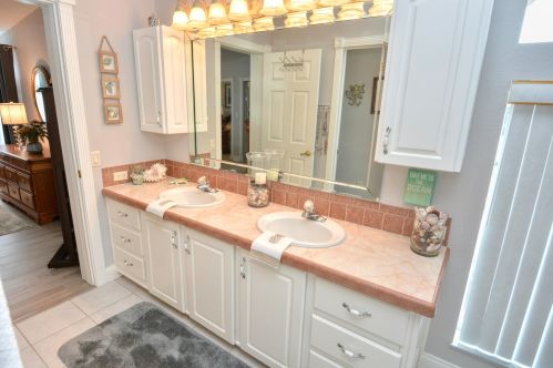 3800 Hydrilla Ct, Fort Pierce FL  34952-3153 exterior