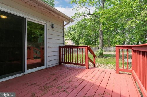 227 Gdn Ter, Runnemede NJ 08078-1420 exterior