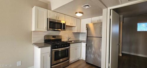 4025 40th St, Phoenix AZ  85018-5258 exterior