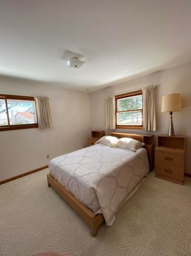 8801 Dosie Ave, Milwaukee WI 53228-3409 exterior