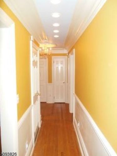 12 Adamsville Rd, Bridgewater NJ 08807-3049 exterior