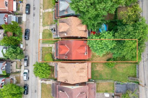 242 Arabella St, Pittsburgh PA 15210-2002 exterior