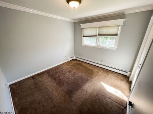 10 Manu Trl, Andover NJ  07821-3305 exterior