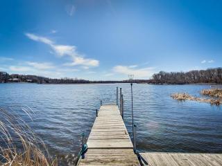 6710 Pointe Lake Lucy, Chanhassen, MN 55317-8434