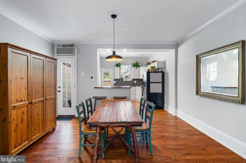 1233 Jackson St, Philadelphia PA 19148-2929 exterior