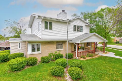 4770 26th St, Milwaukee, WI 53221-2936