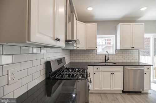 5809 Ditman St, Philadelphia PA 19135-4043 exterior