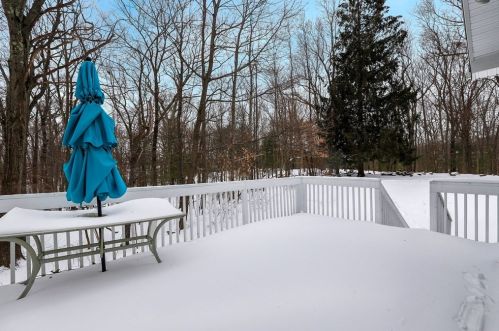 55 Seminole Dr, Worcester MA 01603 exterior