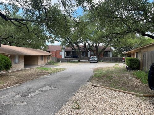 6710 Circle S Rd, Austin TX  78745-5714 exterior