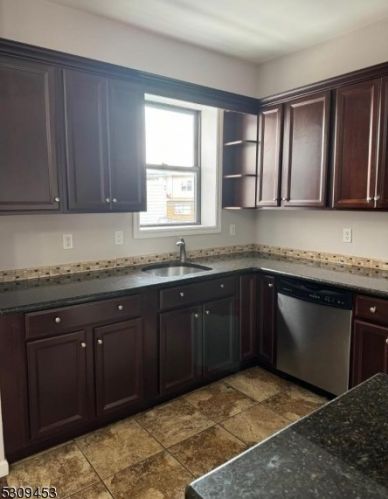 112 Bruen St, Newark NJ  07105-1309 exterior