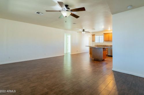 4220 16 Dr, Phoenix AZ 85015-1426 exterior