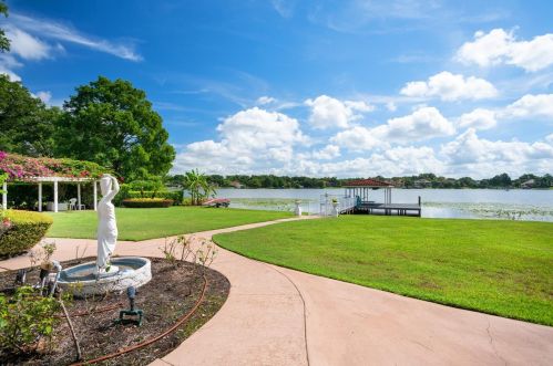 126 Spg Vly Loop, Altamonte Springs FL 32714-6509 exterior